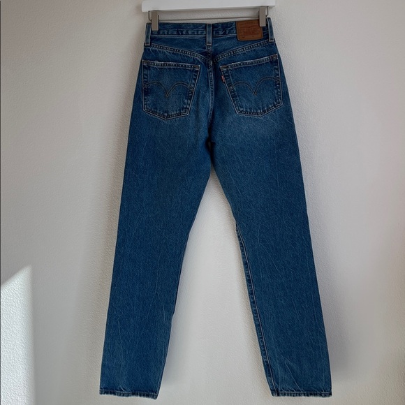 Levi's 501 Quality Premium Straight Blue Jeans - Picture 6 of 13